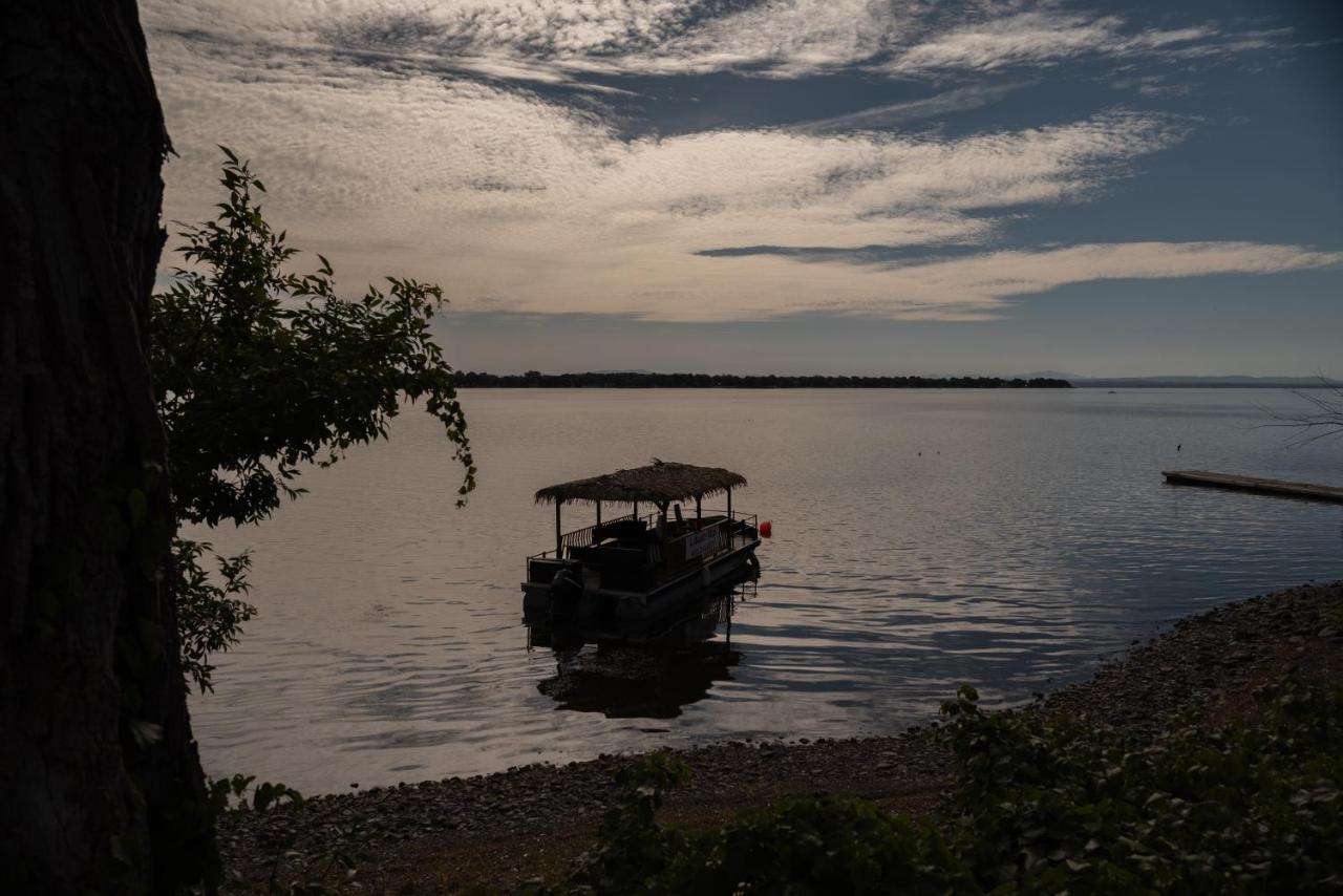 La Cache Du Lac Champlain Venise-en-Québec Dış mekan fotoğraf